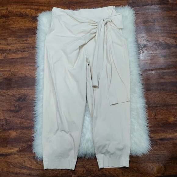 Zara Womens XL High Waisted Tapered Leg Capri Trousers Pants Cream Off White - Picture 3 of 16